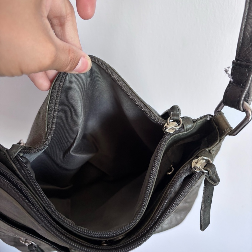 ⭐️⭐️⭐️Great American Leather Works green and black Leather purse - Picture 7 of 13